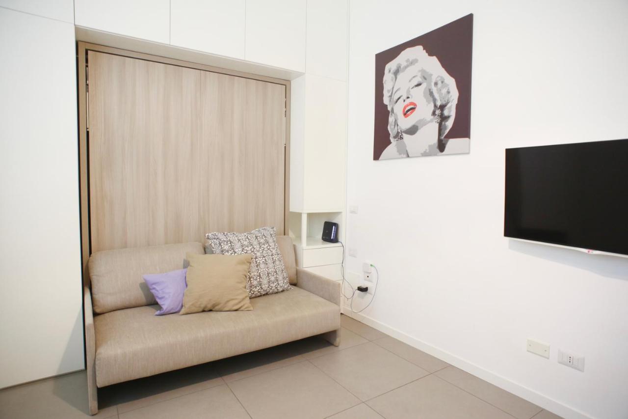 Boutique Home Duomo E Universita Bocconi Milano Exterior foto